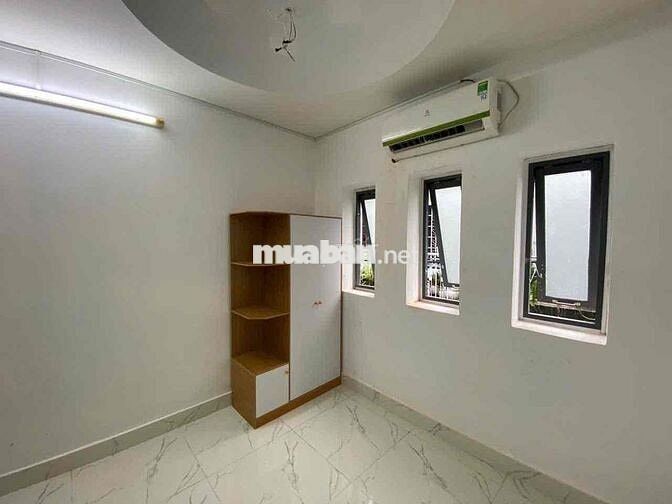 🎉TRỐNG SẴN PHÒNG GIÁ RẺ CHỈ 3,XX CÓ MÁY LẠNH NƯỚC NÓNG CMT8 - Q10