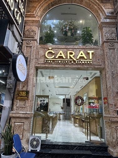 Cho thuê mặt bằng đẹp và hiếm trên phố vàng Trần Nhân Tông, Hà Nội