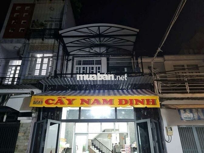 Nhà 2 tầng 4,7❌22 ngay chợ và nhà thờ Lạc Quang tiện ở và kd buôn bán