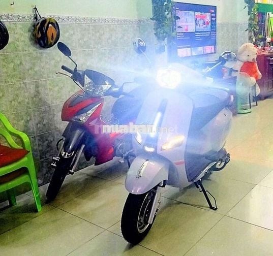 Vespa 2024 50cc tay ga màu Beige
