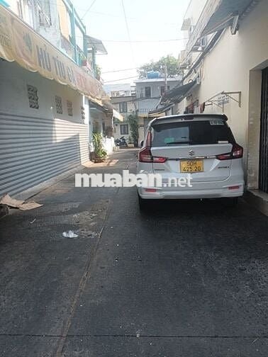 Bán Nhà 3 Tầng BTCT, 4m x 12m, Lạc Long Quân, Quận 11, Chỉ 6.8 Tỷ