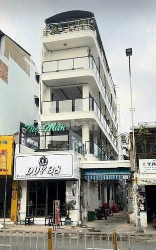 30 Tỷ - Góc 2 MT đường Trần Hưng Đạo đoạn 2 chiều Quận 5, DT 4 x 22m