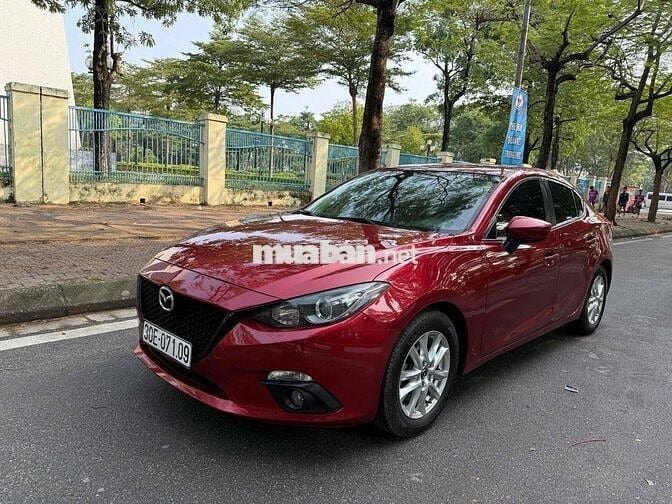 Mazda 3 2016 1.5 AT