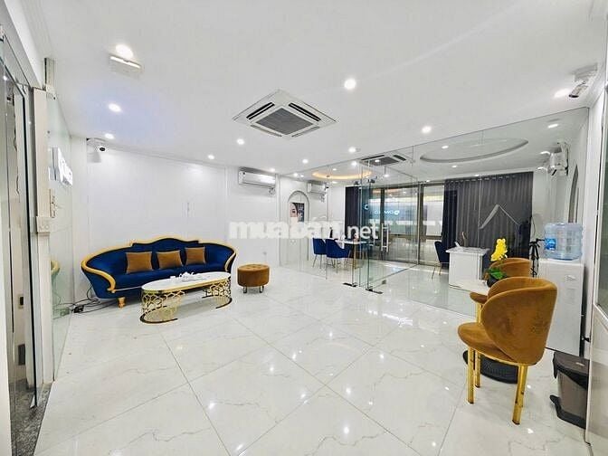 Cho thuê văn phòng Thái Hà 80m2 12tr view kính thoáng đẹp