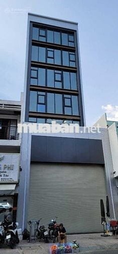 Mặt tiền 98 Trần Bình Trọng, Phường 1, Quận 5 Gần Trần Hưng Đạo