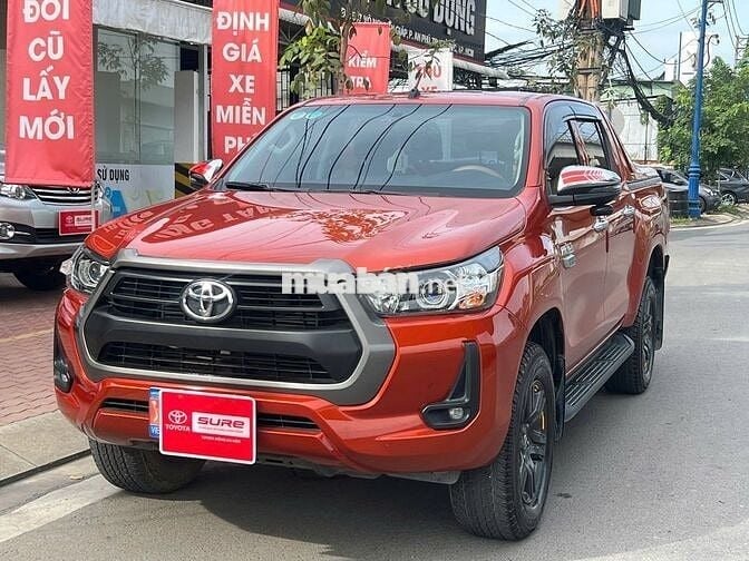 Hilux 2021 2.4 AT KH thiện chí còn Thương lượng
