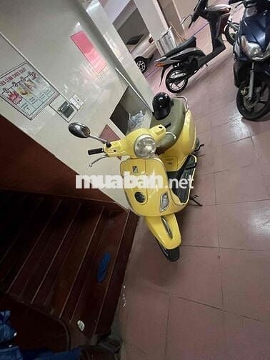 Piaggio Vespa Fi Fun màu Vàng