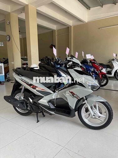 air blade 125cc . mẫu đèn less . máy zin im . vipp