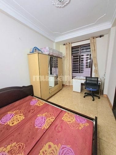 Chính chủ cho thuê nhà ngõ 88 Trần Quang Diệu chỉ 3tr/tháng