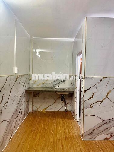 Phòng mới đẹp – có gác – máy lạnh – đối diện Mega Market – Giá tốt