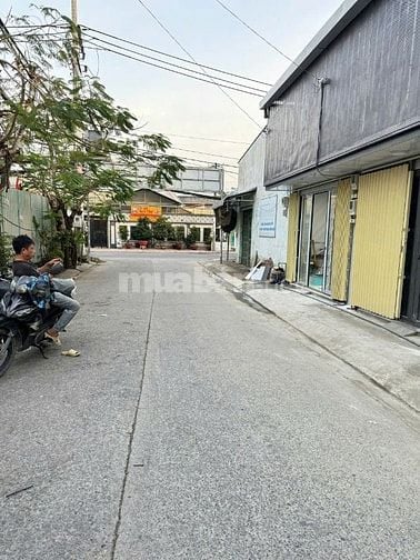 CHÍNH CHỦ CẦN BÁN MẶT TIỀN KD - SHR - 2 TẦNG - ĐƯỜNG LÊ VĂN LƯƠNG 