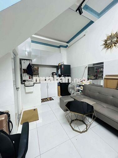 CHO THUÊ NHÀ NGUYÊN CĂN 2 PN 2 WC FULL NỘI THẤT 6TR5/ THÁNG TẠI HIỆP T