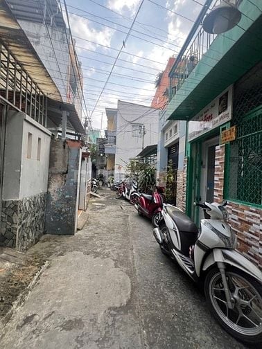 Bán nhà 1 lầu mới đẹp y hình. Giá tốt sổ Hồng riêng ko huy hoạch 