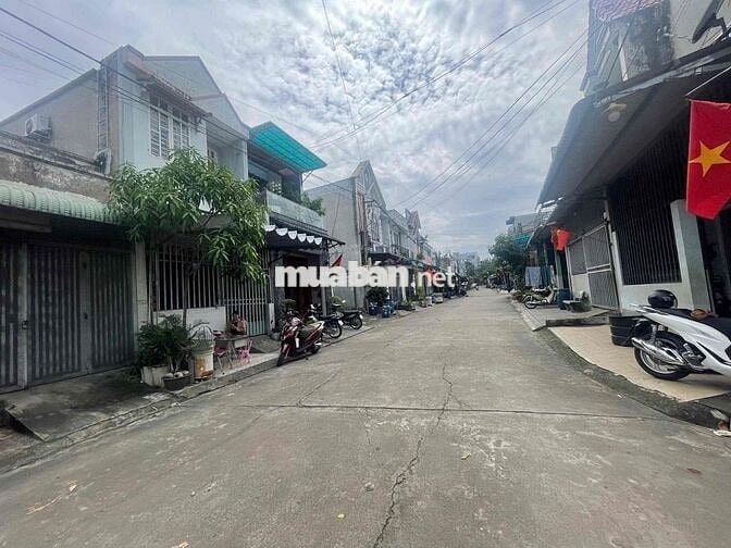 bán lô đất sát khu dân cư bicosi đường bê tông 8 m vỉa hè