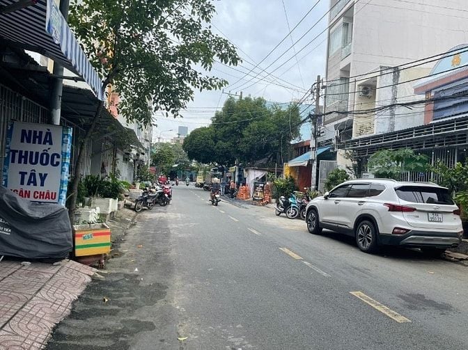 Bán nhà đẹp 15 đường Số 19, Phường Tân Quy DT 7x18m trệt + 2 lầu giá t