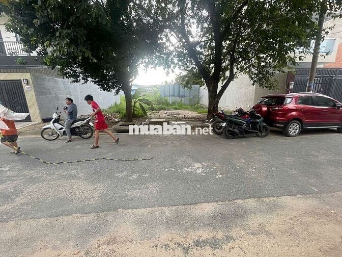 Đất thổ cư 100 đường Thoáng mát