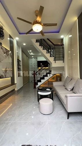 Chỉ 1 tỷ 450 có ngay nhà nhỏ xinh 36 m2 ở Nguyễn Văn Đậu, BT. 1T1L