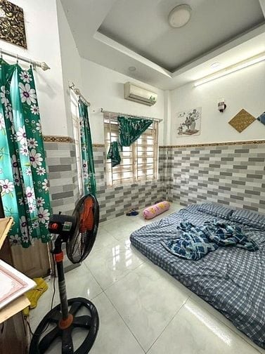 Nhà phố bà lầu đường Trần Xuân soạn quận 7 