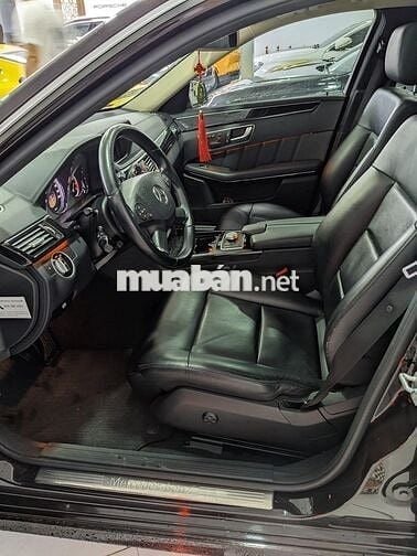 Mercedes-Benz E300 2009 Nâu