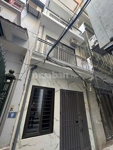 Tôi cần bán căn nhà phố Thuy Khuê, Tây Hồ. SĐ 22m2x4 tầng: 3,75 tỷ.