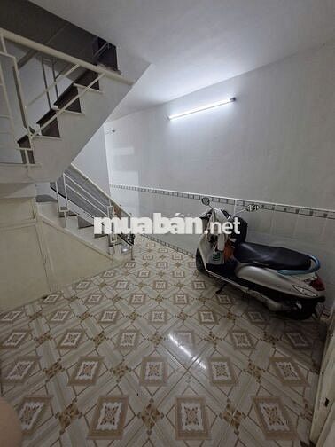 Bán nhà hẻm xe hơi 376 Huỳnh Tấn Phát, Quận 7