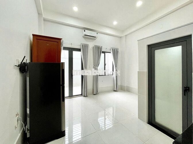 PHÒNG BANCON MỚI XÂY SIÊU RỘNG FULL NỘI THẤT MỚI NGAY CHỢ BÔNG SAO