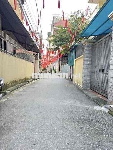 BÁN ĐẤT TẶNG NHÀ 2 TẦNG VIỆT HƯNG NGÕ THÔNG Ô TÔ TRÁNH