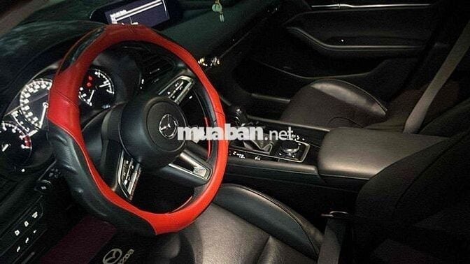 Mazda 3 2020 Sedan 1.5L Premium - 45000 km