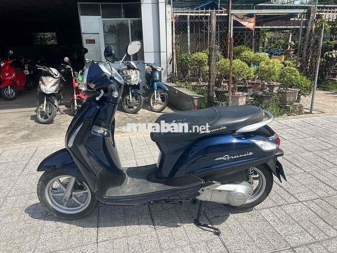 Yamaha Grande Xanh đậm