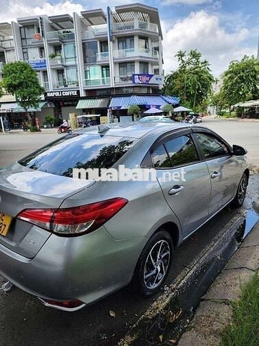 Toyota Vios Bạc 5 chỗ Số tự động