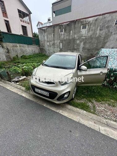 Kia Picanto Số tự động Vàng cát