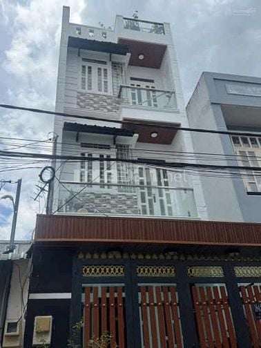 Bán nhà Nguyễn Kiệm 1T2L Giá: 3 tỷ 4 35.5 m2 nhà đẹp như mới mua ngay
