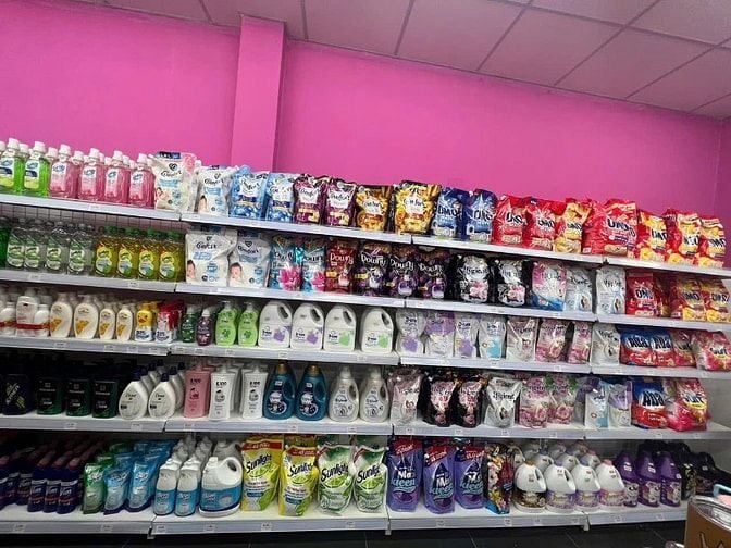 CỬA HÀNG MỸ PHẨM CẦN TUYỂN NHÂN VIÊN