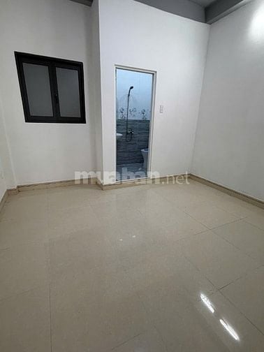 Chính chủ cho thuê nhà MT Lạc Long Quân Q.11 - 50m2 -  42 triệu/tháng