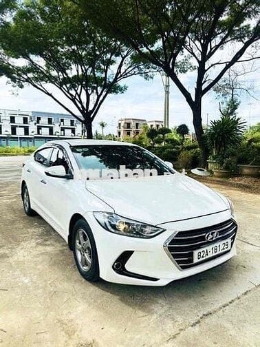 Hyundai Elantra 2018 1.6 MT - 9000 km