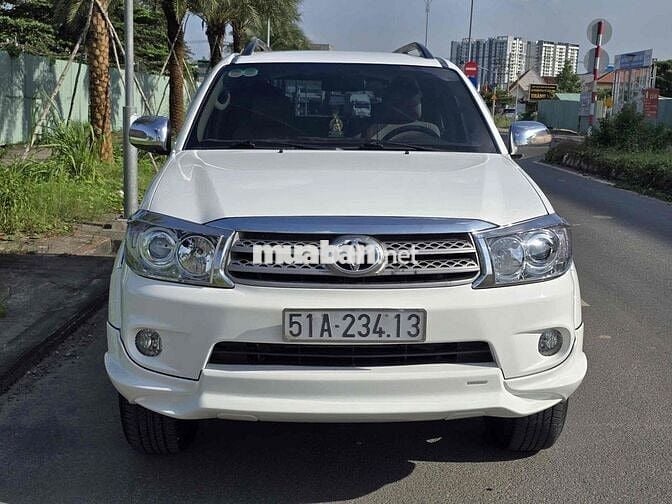 Toyota Fortuner 2011 2.7V - 86123 km