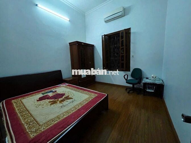 Cho thuê nhà nguyên căn-Ngõ 158 Nguyễn Sơn, Bồ Đề, Long Biên