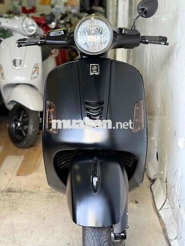 Piaggio Vespa Super GTS 125 Đời 2015 . BSTP