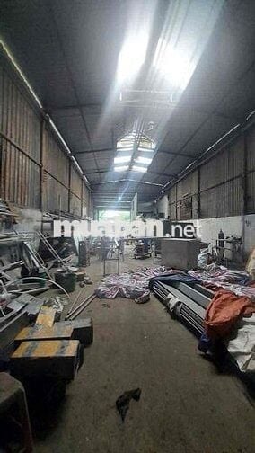 Cho thuê xưởng 400m2  gần ngã 3 ông xã - Tân Đông Hiệp- Dĩ An