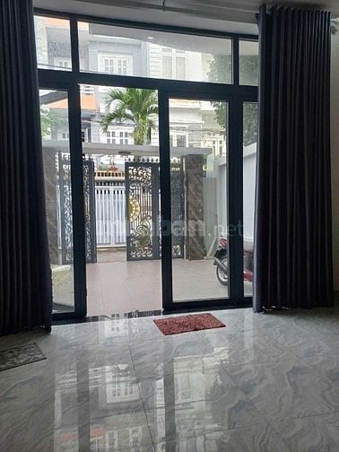 Cần bán nhà 1 trệt 2 lầu hẻm Phan Chu Trinh, phường 2, Tp Vũng Tàu giá