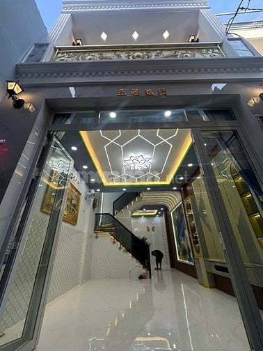 Mua ngay kẻo lỡ nhà Trương Quốc Dung, PN 40 m2 1T1L 2 tỷ 690. Sổ hồng