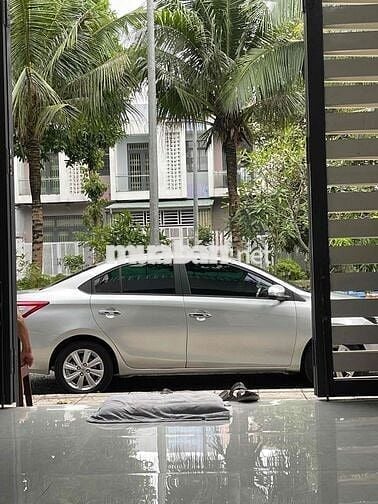 Toyota Vios 2017 E màu Bạc