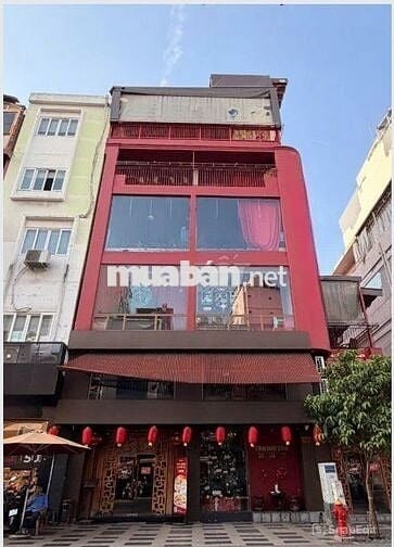 ⭕Mặt bằng ngay góc Cống Quỳnh-Ng.Thị Minh Khai,2 lầu suốt chỉ 55 tr/th