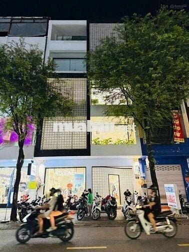 Cho Thuê Nhà Nguyên Căn Mặt Tiền 8x22m 4 Lầu Sư vạn hạnh Q10