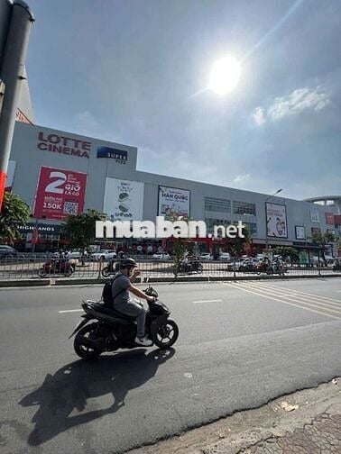 Cho thuê nhà cạnh siêu thị Lotte Mart Nguyễn Văn lượng hẻm thông 1lầu