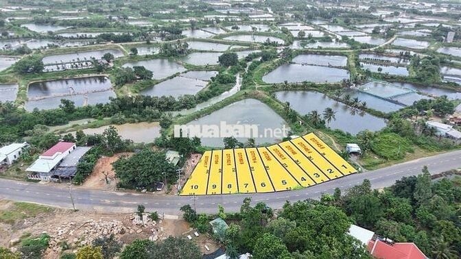 HIẾM! ĐẤT ĐỐI DIỆN VINHOMES CAM RANH 150m2 - SỔ RIÊNG GIÁ CHỈ 1,7 TỶ