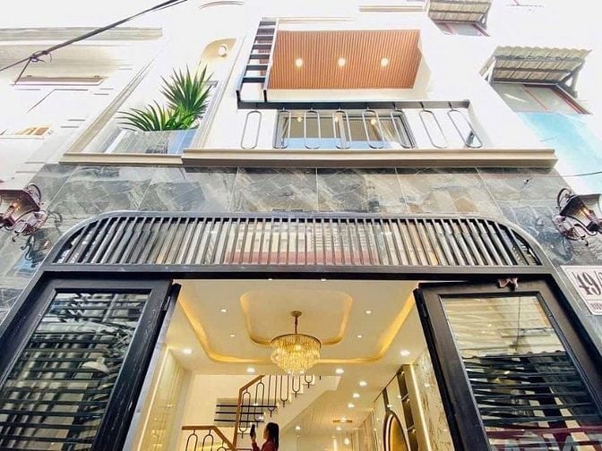 Bán nhà sổ riêng ở Nguyễn Suý P.Tân Quý Q.Tân Phu Giá 2tỷ650 