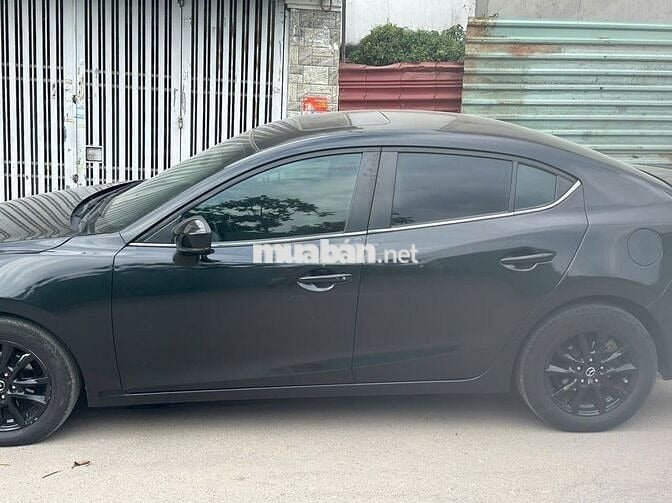 Mazda 3 Đen Tự động