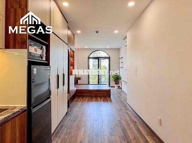 KHAI TRƯƠNG CĂN STUDIO ĐẦY ĐỦ NỘI THẤT CÓ BAN CÔNG