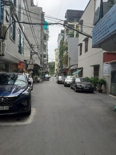 Cho thuê nhà riêng Võ Chí Công, Lạc Long Quân 33m2 x 5 tầng